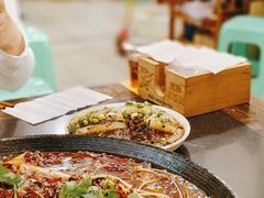 -鸿顺老铁锅美蛙鱼府(解放碑店)