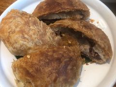 玫瑰鲜花饼-云海肴·汽锅鸡·云南菜(苏州中心店)