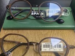 -肆兮眼镜·蔡司·徕卡战略合作店(大坪店)
