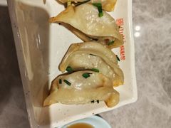 鲜肉锅贴-小姜锅贴(凤凰街店)