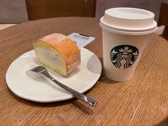 -星巴克臻选(杭州嘉里中心1F店)