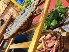 -阿婆情腊排骨火锅(金虹路店)