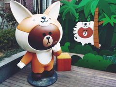 -LINE FRIENDS Garosu-gil Flagship Store