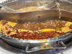 -乡土黄·鲜牛肉火锅·小龙虾(兴业街店)