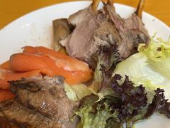 -上海西藏大厦万怡自助餐厅(徐汇店)