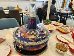 -毛辣果·贵州红酸汤牛肉火锅(西单店)