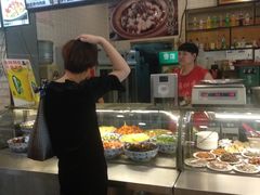 -老王四季抻面(南六东路店)