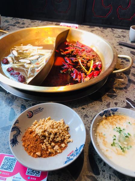 小龙坎火锅(金鹰世界店)-"小龙坎终于开业了,实在是太不容易了,我都.