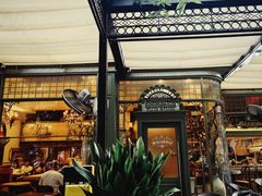 -玛格萝妮比萨屋(四平店)