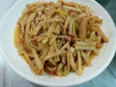 -天乐农家鱼头王(天目湖店)