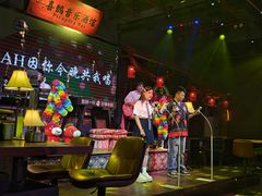 -喜鹊音乐酒馆(西街店)