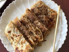 -溢心园香河肉饼总店