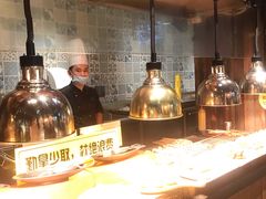 自助取餐区-领鲜活海鲜榴莲自助火锅(东门店)