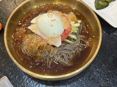 -臻牛烤肉