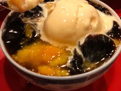 芒果冰淇淋龟苓膏-玫瑰甜品(文明路店)