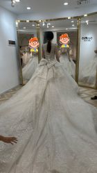 -予白婚纱礼服馆
