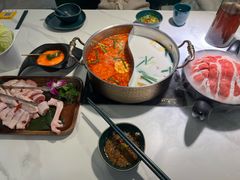 -椰子湾·海南火锅·糟粕醋·椰子鸡(正大广场店)