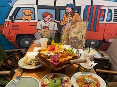 -Dragon Pizza•圆脸龙披萨·牛排餐厅