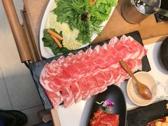 -老牌坊云南鱼豆花火锅(哈西万达店)