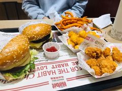 -The Habit Burger Grill 哈比特汉堡(爱琴海店)