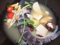 -咕嘟草帽鱼·牛奶一样的鲜鱼汤(包河万达广场创始店)