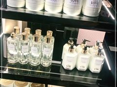 -Victoria's Secret(杭州湖滨银泰in77店)