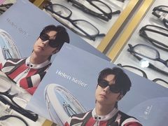 -美式眼镜·授权蔡司.依视路.尼康.豪雅.明月(人民广场店)