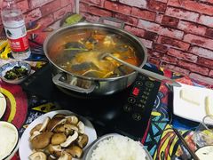 -弘烨 贵州酸汤 鱼火锅(东财店)