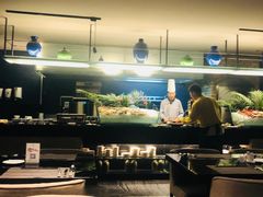 自助取餐区-唐拉雅秀酒店-西锦汇空中BBQ·思创餐厅