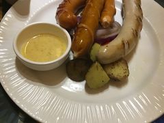 -绿茵阁(体育西分店)