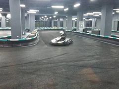-e赛道卡丁车