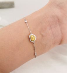 -威德钻石-克拉钻大本营(南京东路店)