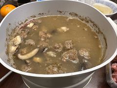 -虹兴砂锅店