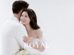 点击看大图 -挪娅婚纱摄影皇家会所