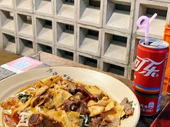 -方铲铲·成都板凳面(滨江银泰店)