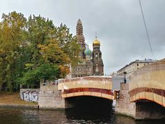 -滴血救世主教堂