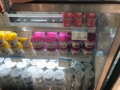 零售区-和大铭品鲜奶站(大连商场店)