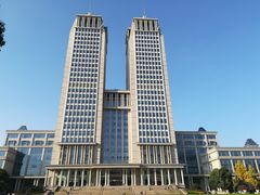 -复旦大学光华楼