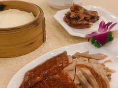 特色烤鸭-九花山烤鸭店