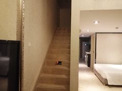 -正佳金殿维福顿公寓(广州正佳广场体育西路地铁站店)