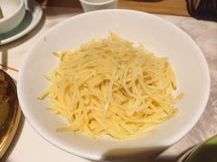 -绿草地·湘菜(酃湖师院店)