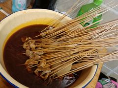 -拈签一笑黄牛肉辣卤串串