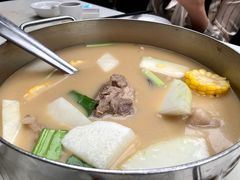 -肥仔文澳门猪骨煲(南京西路店)