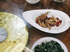 -老唐三下锅 ·张家界地标美食(溪布街店)