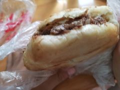 烧饼夹牛肉-老西关黄老太牛肉烧饼