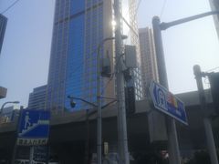 -上海不夜城广场(上海不夜城金融大厦店)