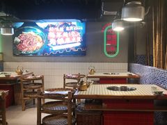 -山悦里 山野·鲜火锅(罗斯福广场店)