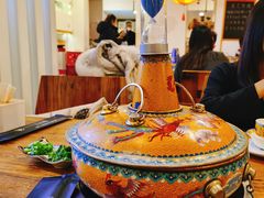 -毛辣果·贵州红酸汤牛肉火锅(西单店)