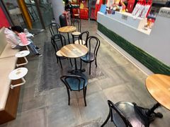 -茶理宜世(乐峰广场·尝乐集店)