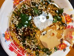 -憨孃孃·重庆老火锅(红山黑金店)